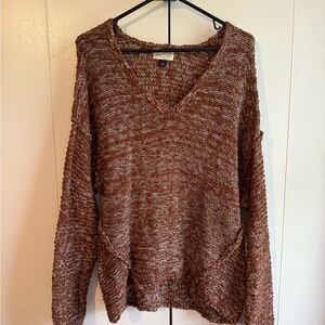 Universal Thread Brown V-Neck Sweater Chunky Knit